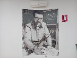 Un murales in biblioteca in ricordo di Roberto per inaugurare la sala Fiorentini