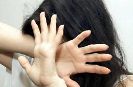 Violentata dallo zio,  via al processo