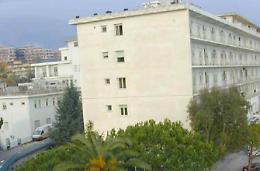 Incidente nel cantiere: 46enne cade da cinque metri di altezza