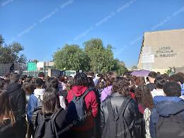 Il Meucci sospende la "settimana alternativa", studenti in sciopero