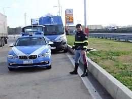 Destinatario di un mandato di arresto europeo, fermato dalla Polizia Stradale