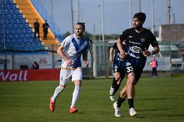 Il Latina vince in rimonta a Brindisi e torna in zona playoff