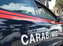 Ruba ferro e alluminio da un edificio pubblico, arrestato dai carabinieri