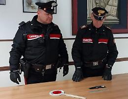 Denunciato 21enne per porto abusivo di arma bianca