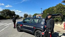 Ubriaco e drogato alla guida, finisce fuori strada con l'auto
