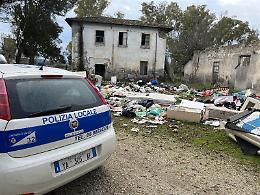 Individuato il presunto autore dell'abbandono dei rifiuti nel borgo di Olmobello