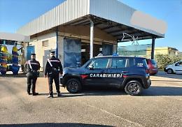 Colpo notturno all'interno dell'autolavaggio, un bottino da 2mila euro