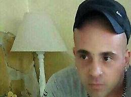 Si schianta contro un'auto e muore, la vittima è Gianni Cavezza