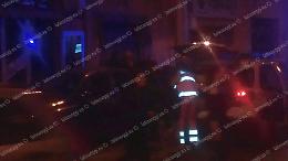 Rissa e accoltellamento in pieno centro, un ferito grave. Fermato un filippino