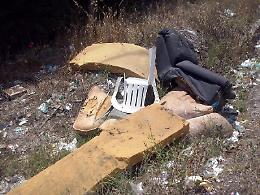 Pulizie straordinarie al porto e sul litorale di Badino: arriva Let's clean up Europe