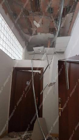 Crolla il soffitto nella sede dell'università di Economia  di Latina: due ragazzi feriti
