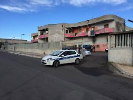 Un gruppo di rom tenta di occupare abusivamente l'azienda dismessa di via della Chimica: bloccati