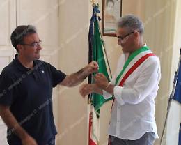 Di Raimo proclamato sindaco: Campoli gli consegna fascia tricolore e chiavi del Comune