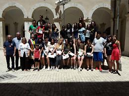 Concluse le visite guidate a Palazzo Caetani e consegnati gli attestati agli "Apprendisti Ciceroni"