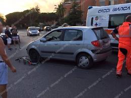 Incidente stradale in via Alemanni: &egrave; un minore il ciclista investito dalla Hunday Getz