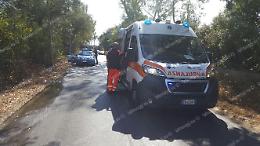Incendio in via Gorgolicino, nel caos un camioncino investe una volontaria della protezione civile