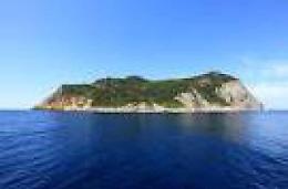 Pronti ad un referendum popolare per l'isola di Zannone, FdI critica la gestione del sito