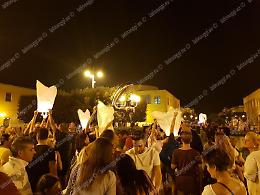 Piazza gremita a Pontinia per ricordare Luca Violo con il festival degli artisti di strada