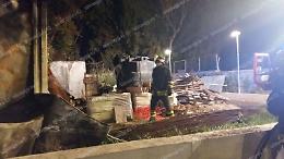 Incendio nel complesso Auora, prende fuoco il gabbiotto di servizio: non si esclude nessuna ipotesi