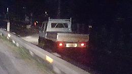 Fermato mentre scarica rifiuti su una piazzola, multa salata per un 30enne