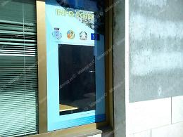 Pannelli informativi inutilizzati, la critica al Comune