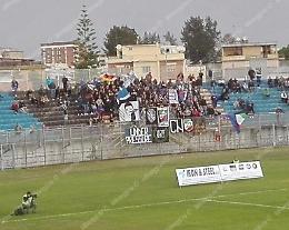 Lancio di petardi durante la partita: Daspo per un tifoso del Latina
