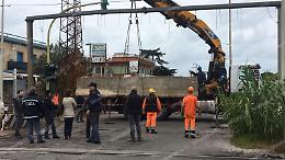 Casello 45 chiuso, con i lavori in via Vesuvio i residenti escono dall'«isolamento»