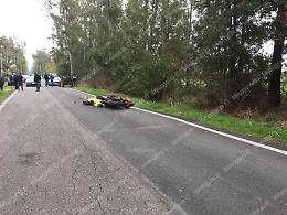 Con la moto contro il trattore. Muore un uomo di Borgo Montello