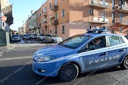 Weekend di controlli, minaccia i poliziotti con un bastone: arrestato