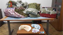 Nascondevano trenta chili di marijuana in macchina: arrestate quattro persone