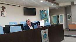 Deposito per il trattamento dei rifiuti a Casalazzara: due versioni opposte