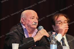 Acqua, distacchi per morosit&agrave;: l'affondo di Gaetano Leonoro