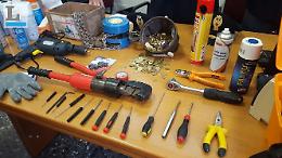 Furti di slot machine e nelle abitazioni, arrestati 3 romeni