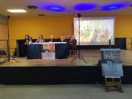 Il Vescovo Crociata ha partecipato all'iniziativa delle scuole anti bullismo