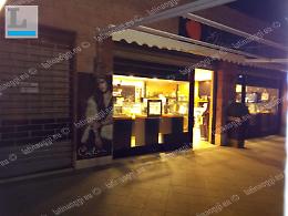 Svuotata la gioielleria nel centro commerciale: bottino da 50.000 euro