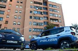 Uscito dal carcere ha trovato la casa Ater occupata, interviene la polizia