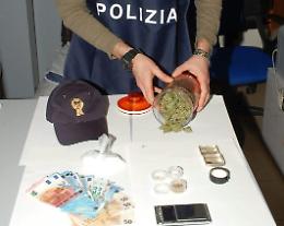 Spacciatore arrestato, in casa trovata una scorta