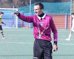 Il portiere lascia i pali per fare la pipì, l'arbitro di Latina lo espelle