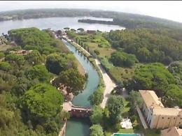 Nuove regole per la navigazione nel lago: ok alle barche autorizzate per sport