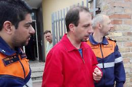 Donna e bimba trovate morte in mare a Terracina, nuova ipotesi