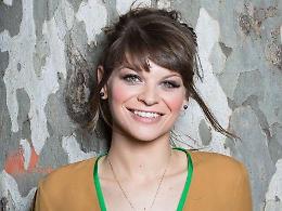 Alessandra Amoroso a Sperlonga: gli occhi sono tutti per lei