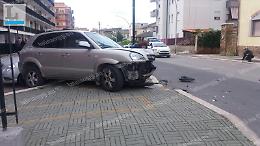 Incidente con l'auto presa in prestito: era sotto l'effetto di cocaina e alcol