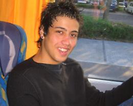 Travolse e uccise un 17enne, condannato a tre anni, ma è sparito nel nulla