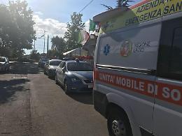 Si barrica nel ristorante e minaccia di far saltare tutto in aria