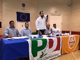 Il Pd riparte dai cittadini. Cozzolino: "Tanti contributi e idee"