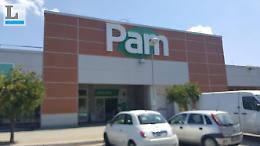 Commercio, Pam cede anche il supermercato di via Foscolo
