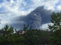 Pomezia, incendio Eco-X: dissequestrata l'area. Da luned&igrave; partono i lavori