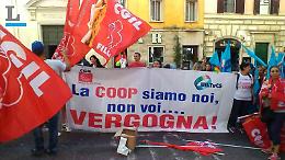 Coop, il Ministero: "Rinunci alla vendita e pensi a nuovo piano industriale"
