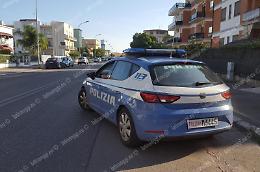 Lite tra nigeriane nel centro per migranti, una ferita a morsi