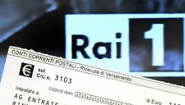 Latina, peculato con i soldi per l'abbonamento della Rai